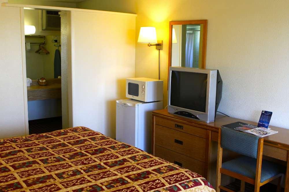 Vagabond Inn San Luis Obispo Room photo